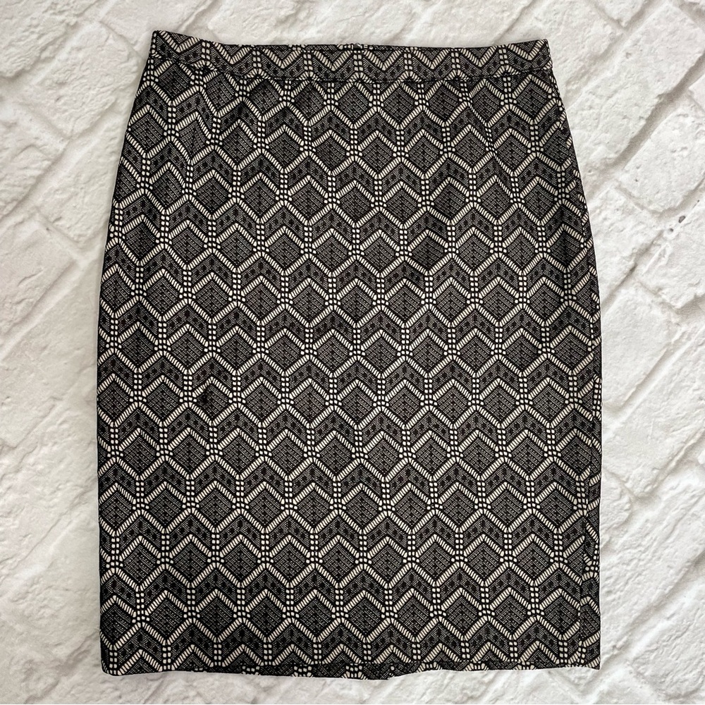 The Limited Lace Overlay Pencil Straight Skirt Women’s 4 Black Beige Lined Slit